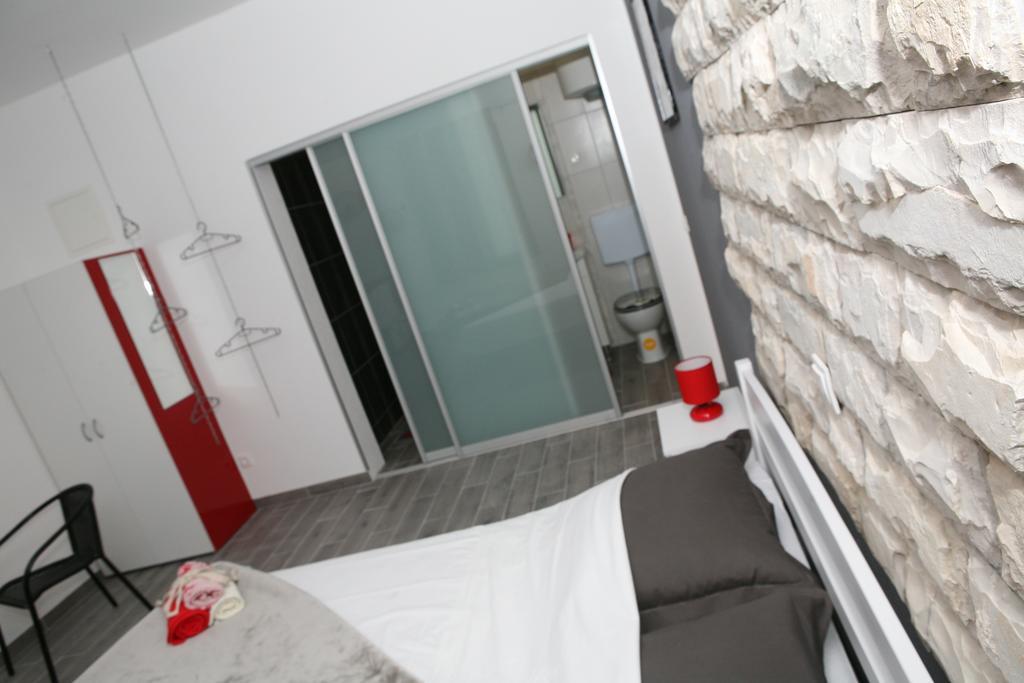 Apartments & Room Dijana 트로기르 객실 사진