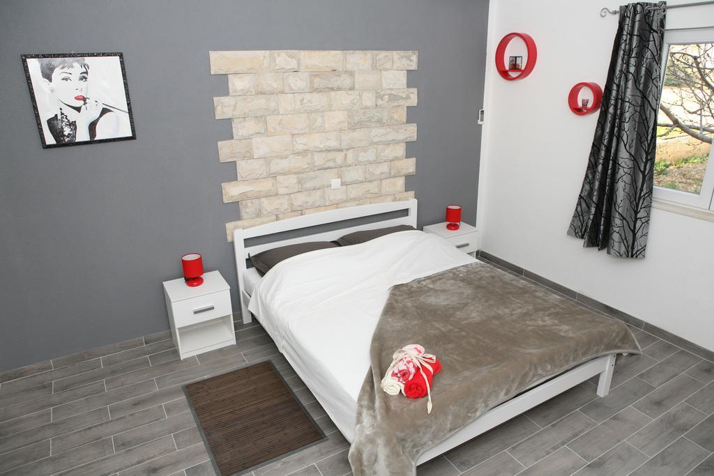 Apartments & Room Dijana 트로기르 객실 사진