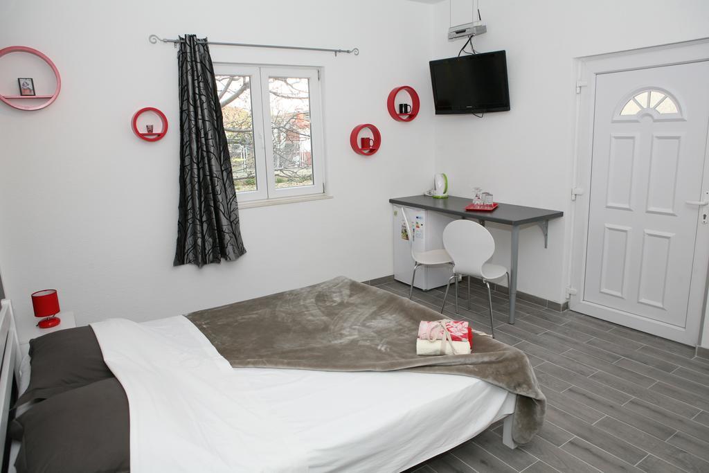 Apartments & Room Dijana 트로기르 객실 사진
